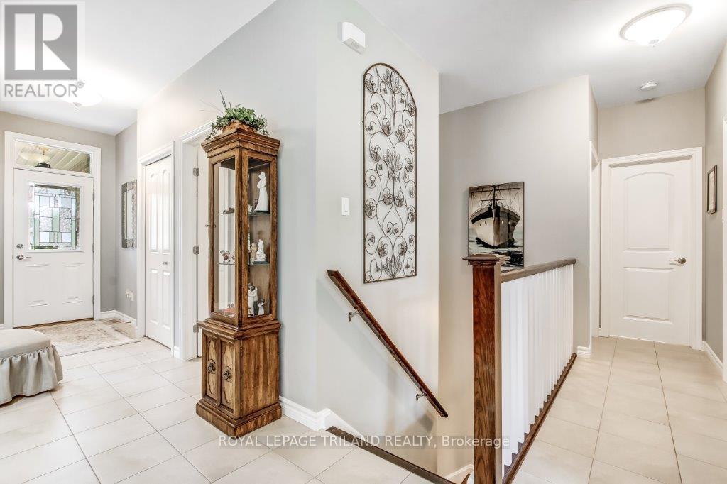 20 Ensley Place, Central Elgin, Ontario  N5L 0A1 - Photo 13 - X12435065