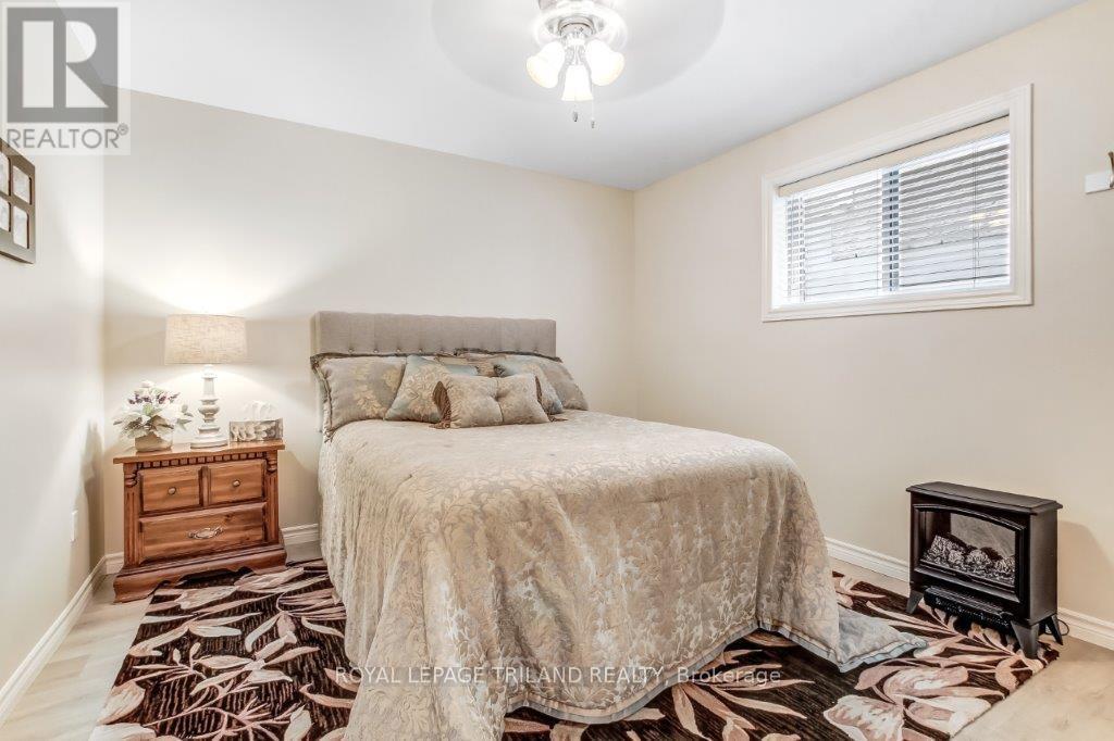 20 Ensley Place, Central Elgin, Ontario  N5L 0A1 - Photo 25 - X12435065