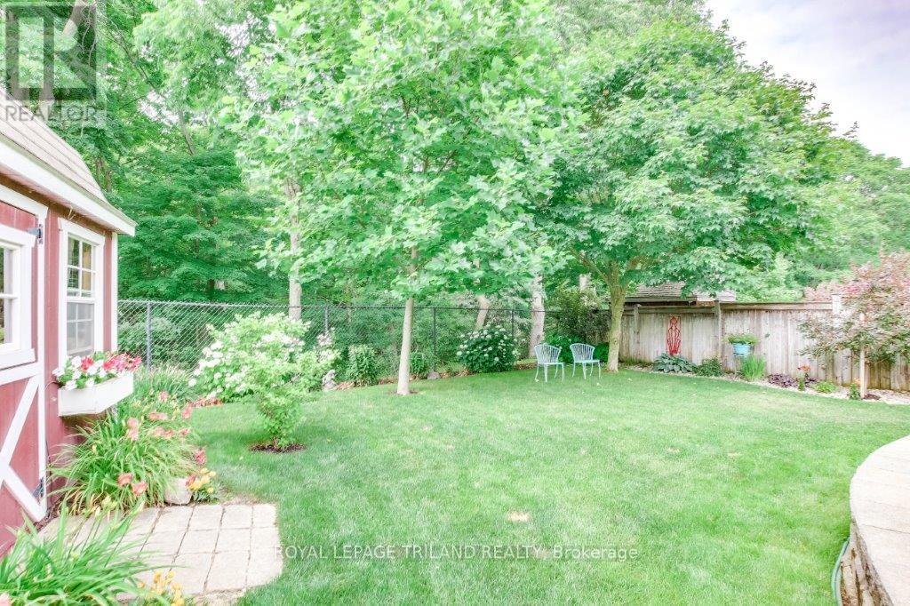 20 Ensley Place, Central Elgin, Ontario  N5L 0A1 - Photo 36 - X12435065