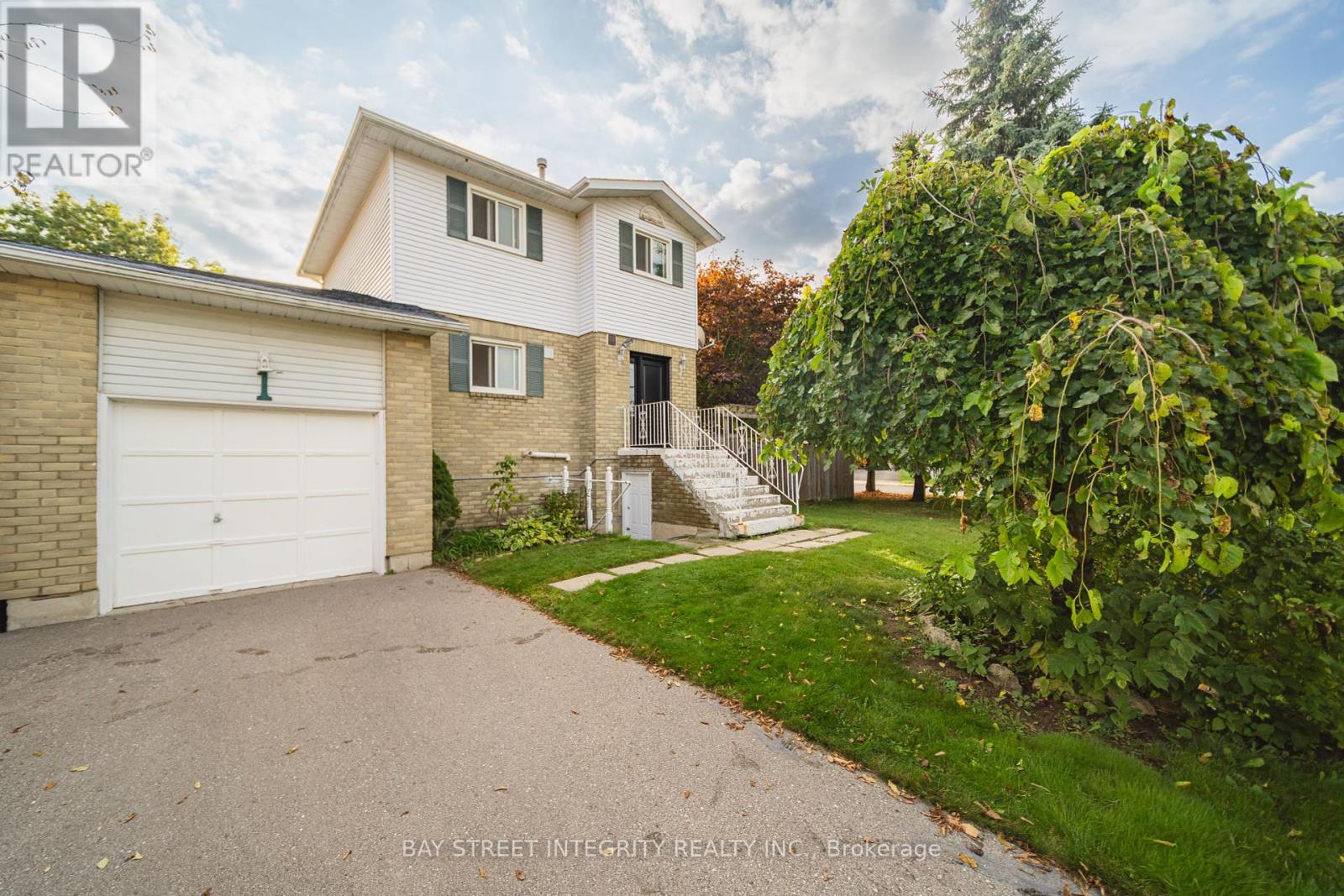 1 Hodgins Avenue, Georgina, Ontario  L4P 3M9 - Photo 45 - N12433883