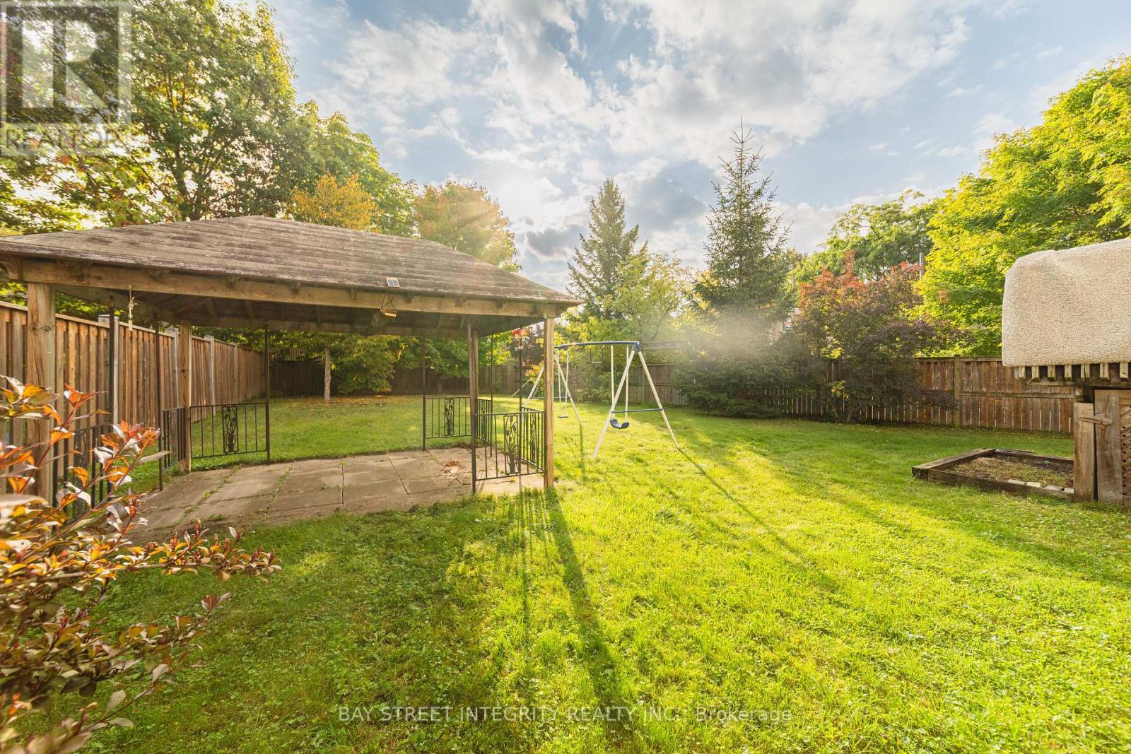 1 Hodgins Avenue, Georgina, Ontario  L4P 3M9 - Photo 48 - N12433883