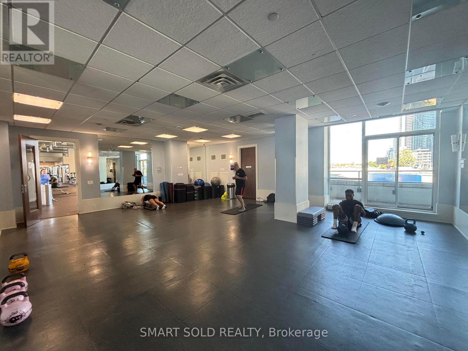3010 - 2200 Lake Shore Boulevard W, Toronto, Ontario  M8V 1A4 - Photo 14 - W12432450