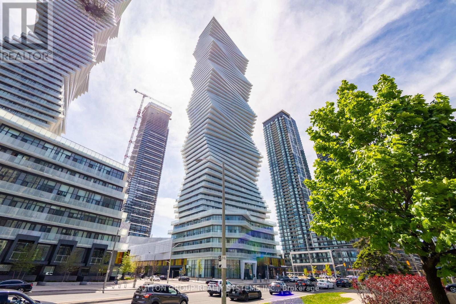 4710 - 3900 Confederation Parkway, Mississauga, Ontario  L5B 0M3 - Photo 4 - W12365209