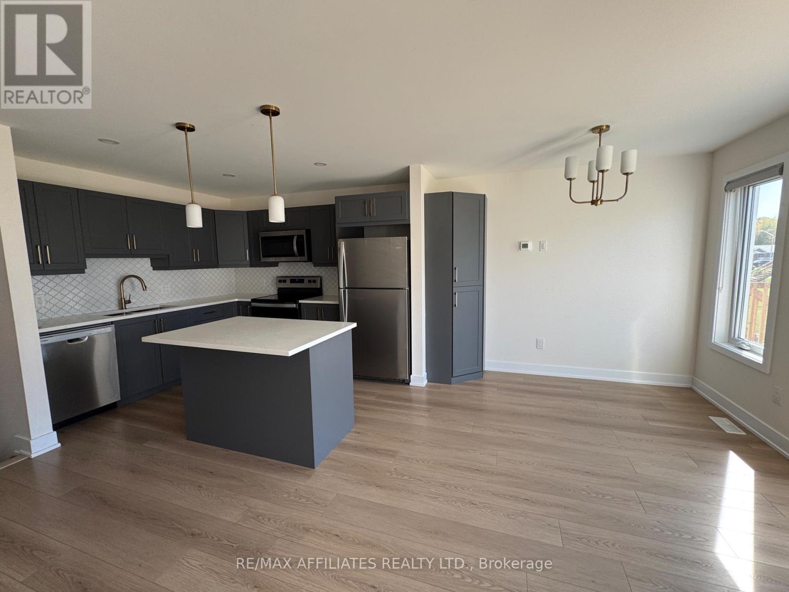 21 Margaret Graham Terrace, Smiths Falls, Ontario  K7A 0A5 - Photo 9 - X12435016