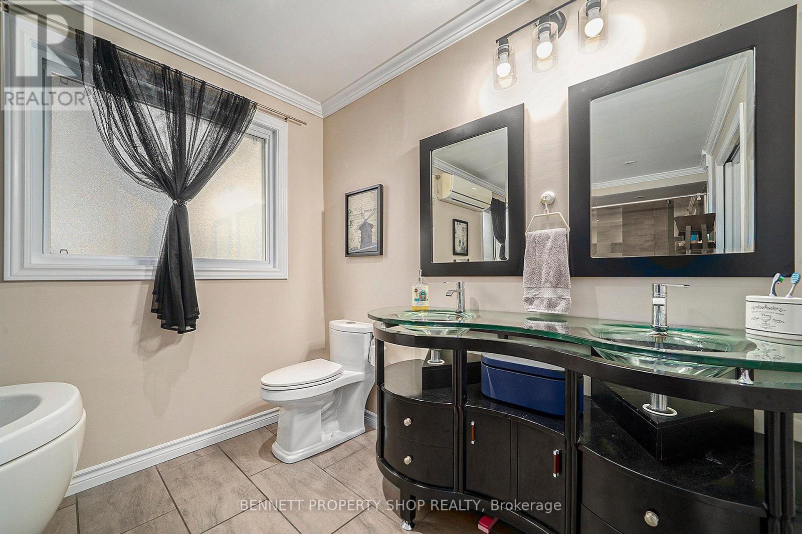 15 Maisonneuve Street, Clarence-Rockland, Ontario  K0A 1E0 - Photo 12 - X12435018