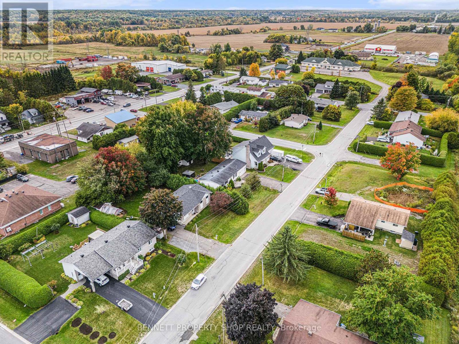 15 Maisonneuve Street, Clarence-Rockland, Ontario  K0A 1E0 - Photo 2 - X12435018
