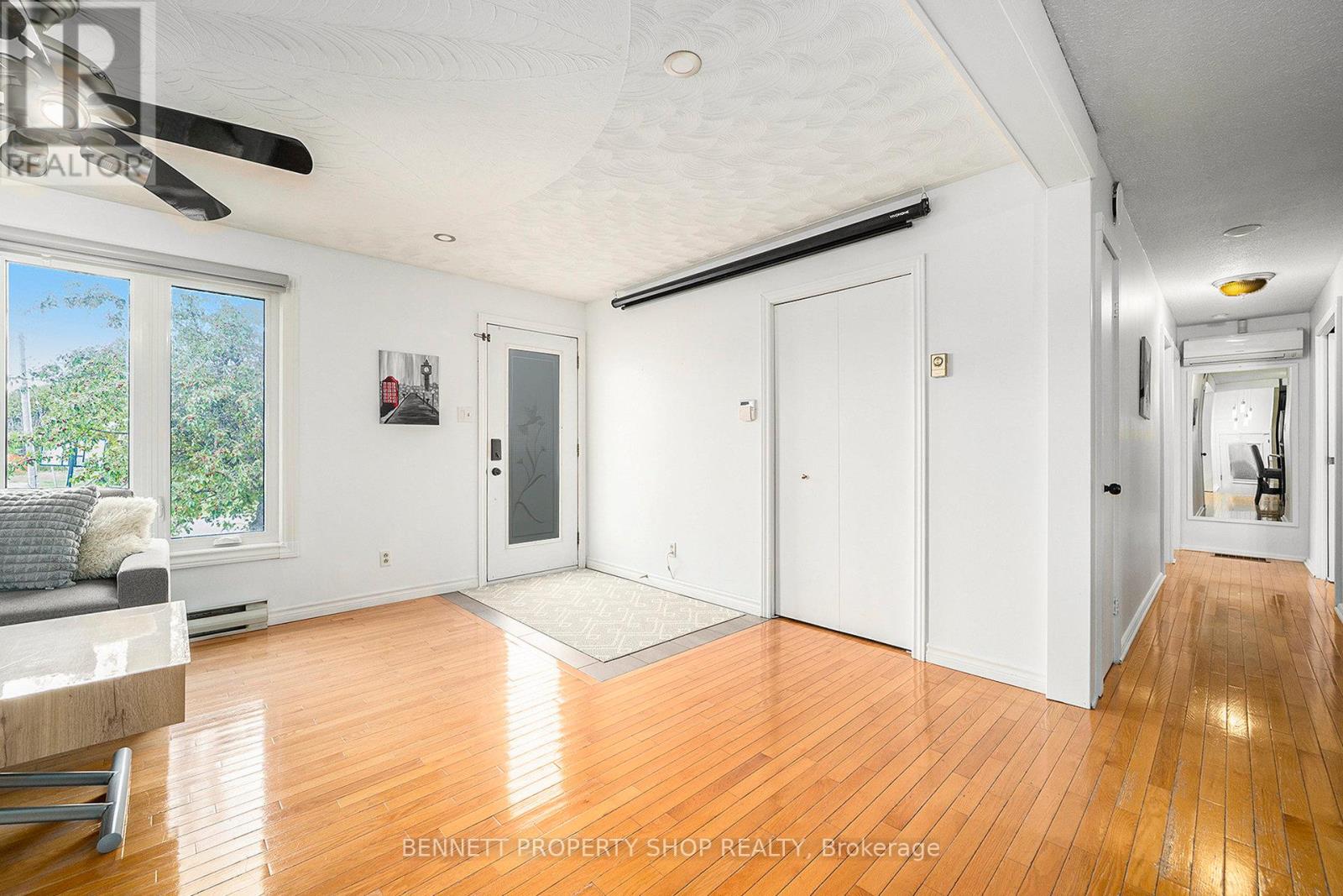 15 Maisonneuve Street, Clarence-Rockland, Ontario  K0A 1E0 - Photo 6 - X12435018