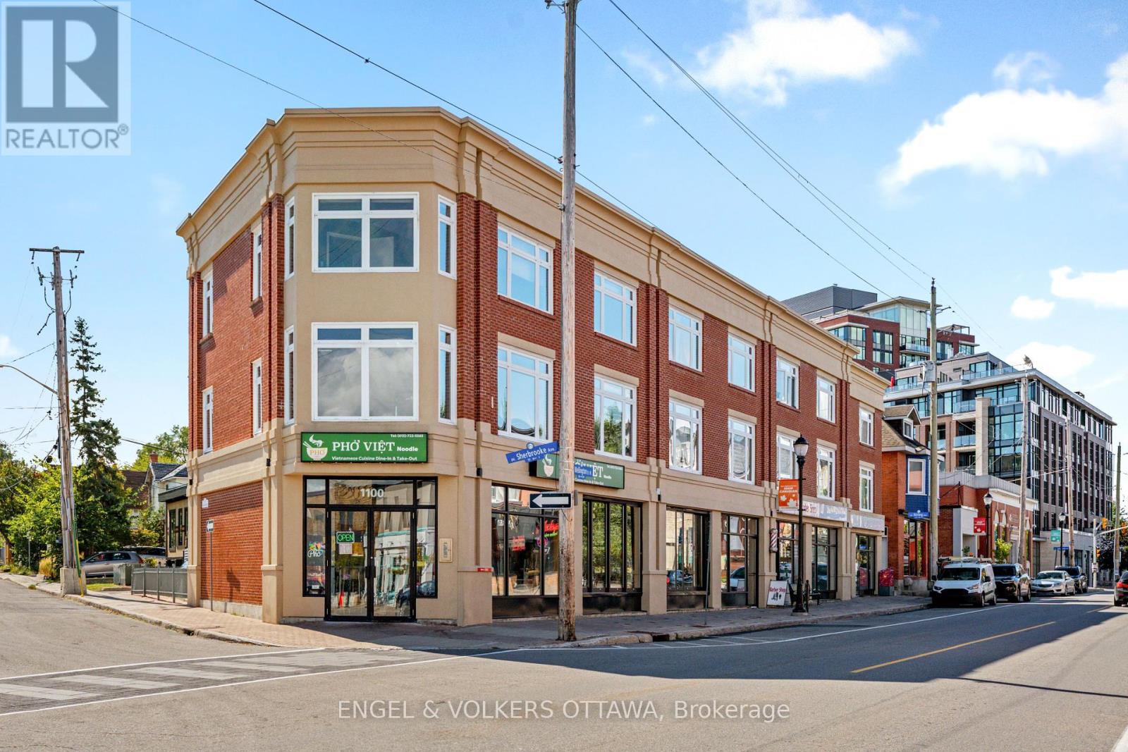 2 - 4 SHERBROOKE AVENUE, Ottawa, Ontario