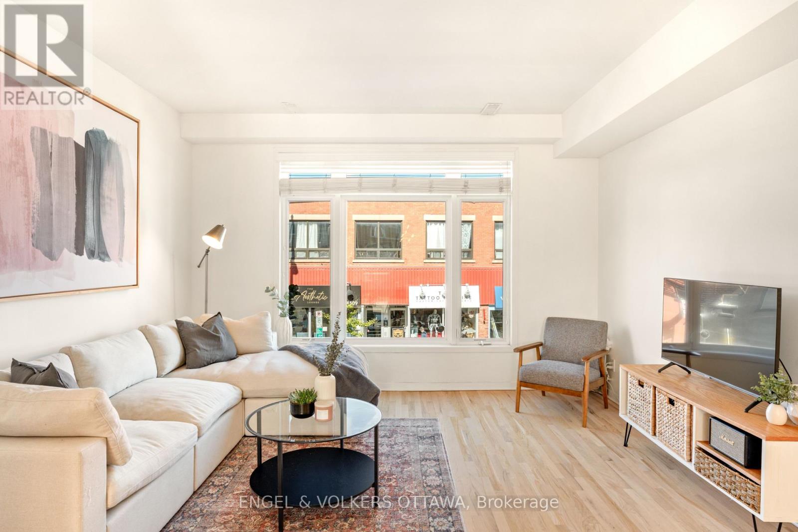 2 - 4 Sherbrooke Avenue, Ottawa, Ontario  K1Y 1R7 - Photo 11 - X12435099