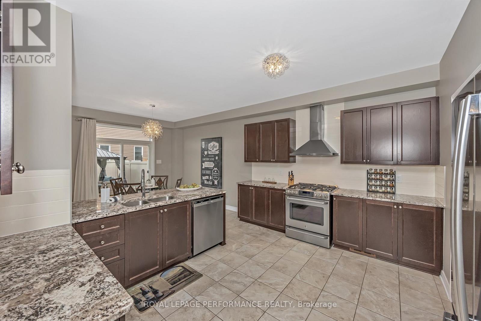 344 Hepatica Way, Ottawa, Ontario  K4A 0Z1 - Photo 9 - X12435110