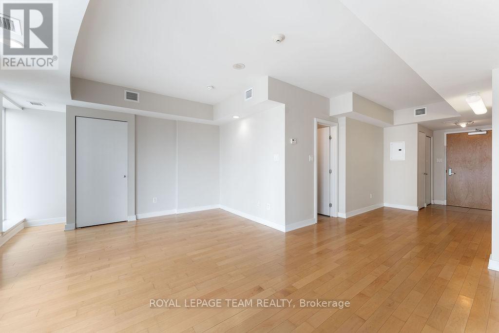 1904 - 40 Nepean Street, Ottawa, Ontario  K2P 0X5 - Photo 14 - X12435150
