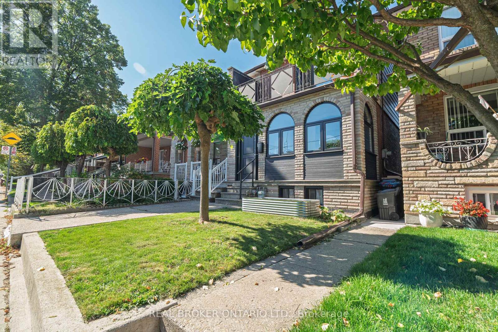 204 EARLSCOURT AVENUE W, Toronto, Ontario