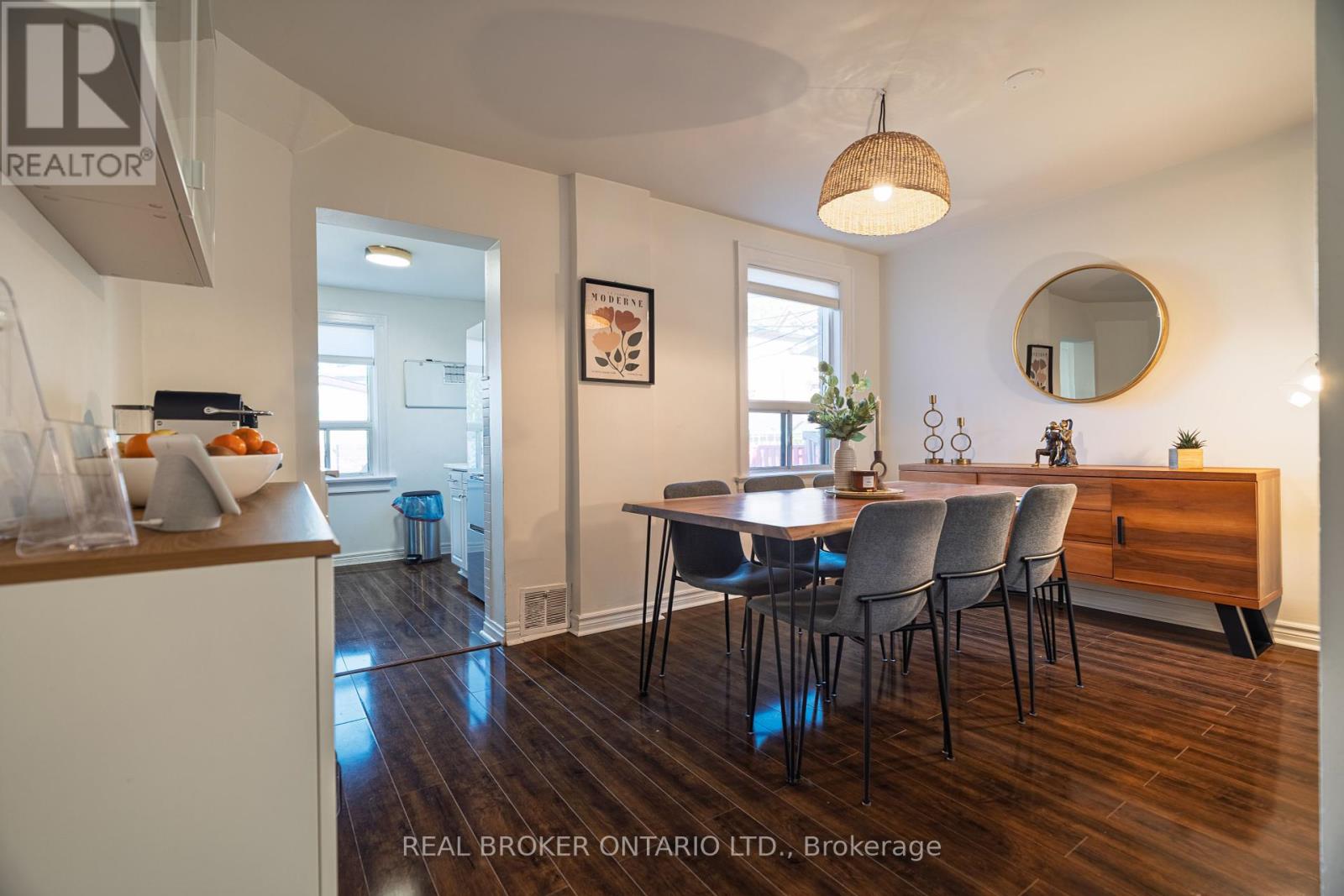 204 Earlscourt Avenue W, Toronto, Ontario  M6E 4B1 - Photo 13 - W12434979