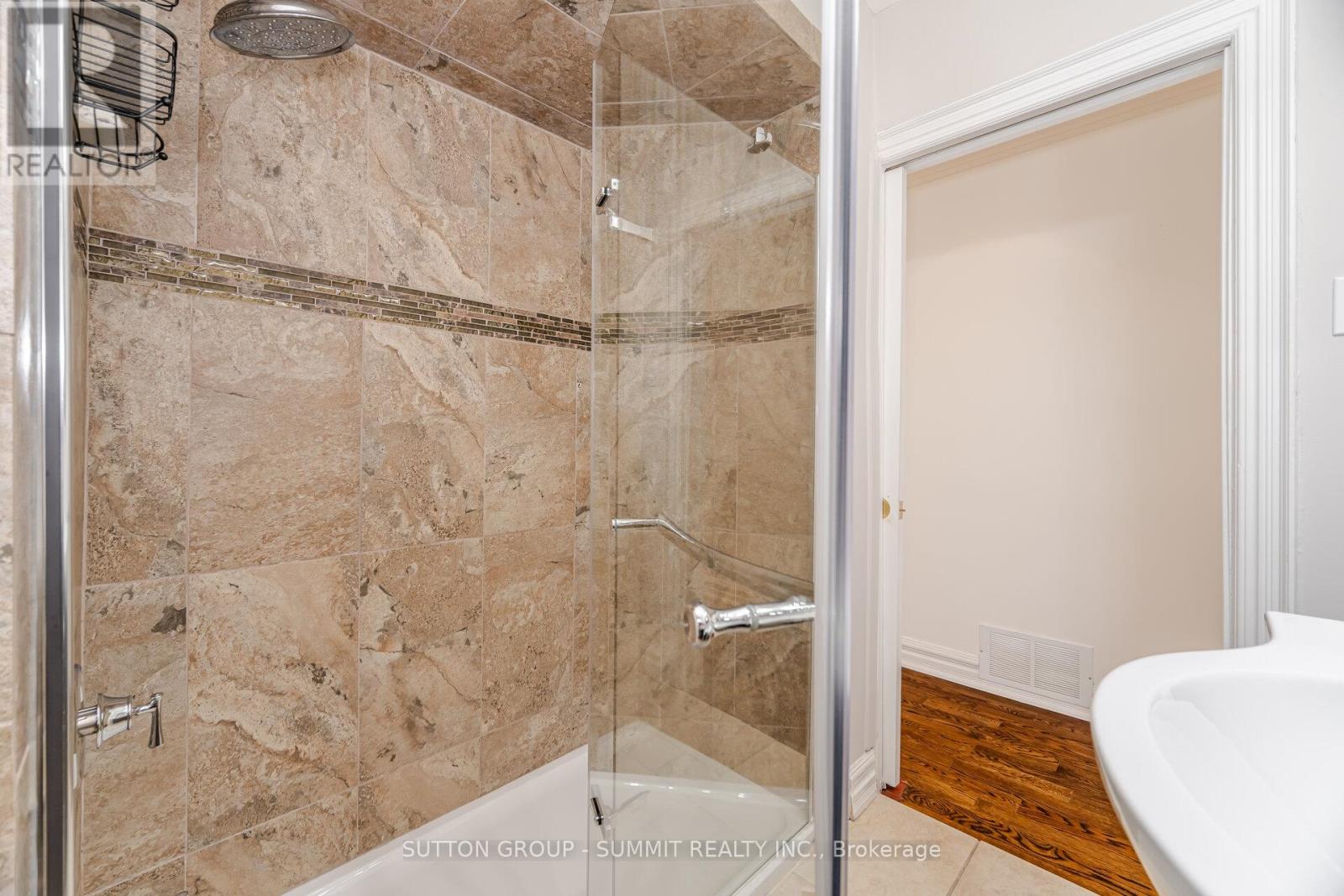 1195 Crestdale Road, Mississauga, Ontario  L5H 1X6 - Photo 28 - W12434985