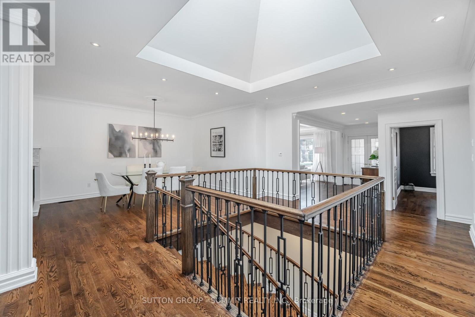 1195 Crestdale Road, Mississauga, Ontario  L5H 1X6 - Photo 9 - W12434985