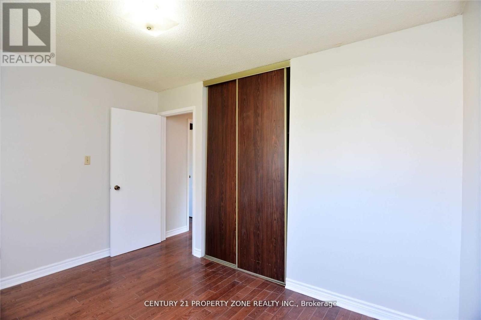 41 Crosswood Lane, Brampton, Ontario  L6V 3M1 - Photo 12 - W12435003