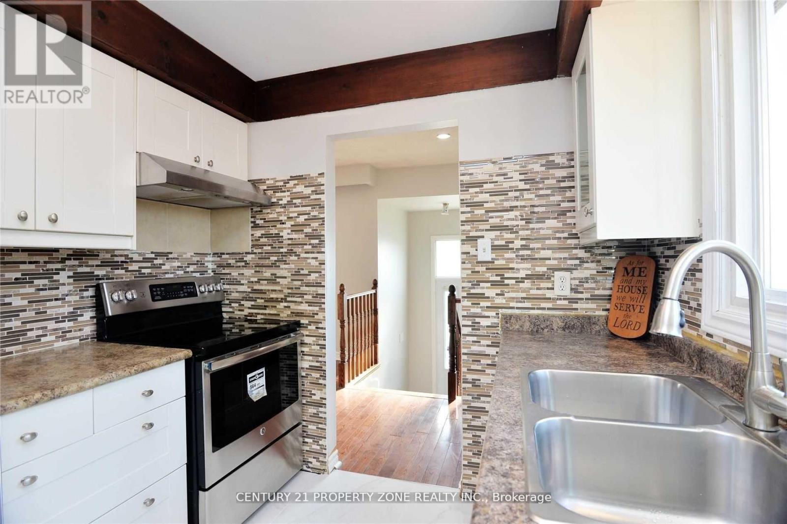41 Crosswood Lane, Brampton, Ontario  L6V 3M1 - Photo 2 - W12435003