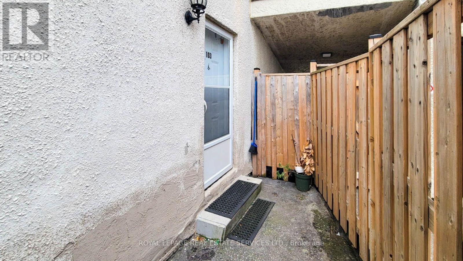103 - 3040 Constitution Boulevard, Mississauga, Ontario  L4Y 3X7 - Photo 11 - W12435013