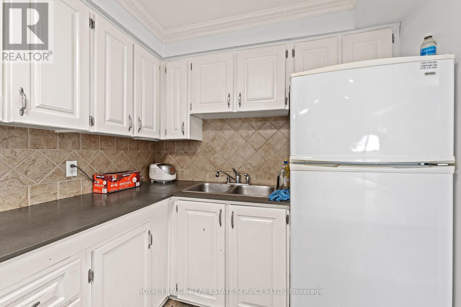 103 - 3040 Constitution Boulevard, Mississauga, Ontario  L4Y 3X7 - Photo 4 - W12435013