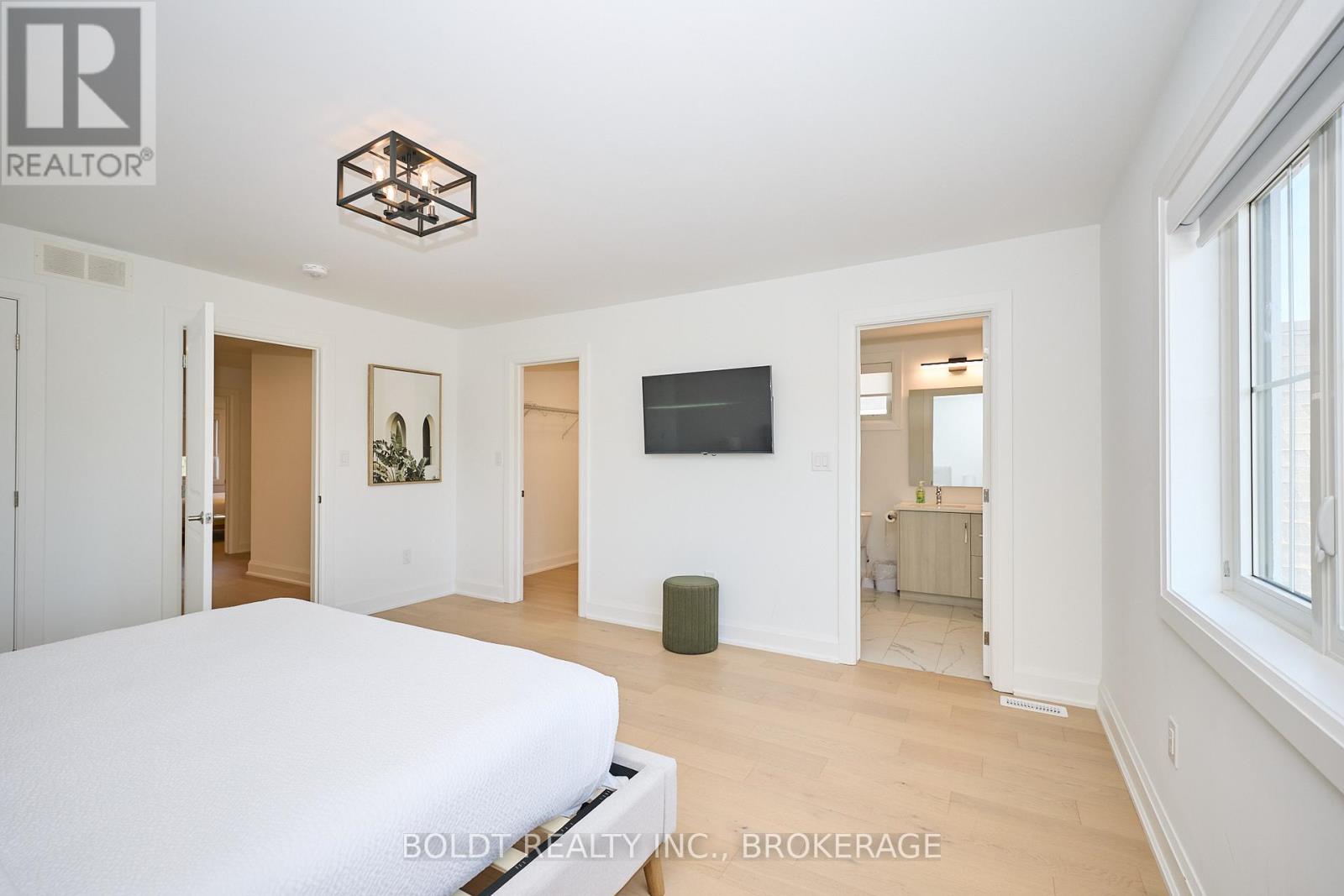 554 Mississauga Avenue, Fort Erie, Ontario  L2A 0G8 - Photo 17 - X12435088