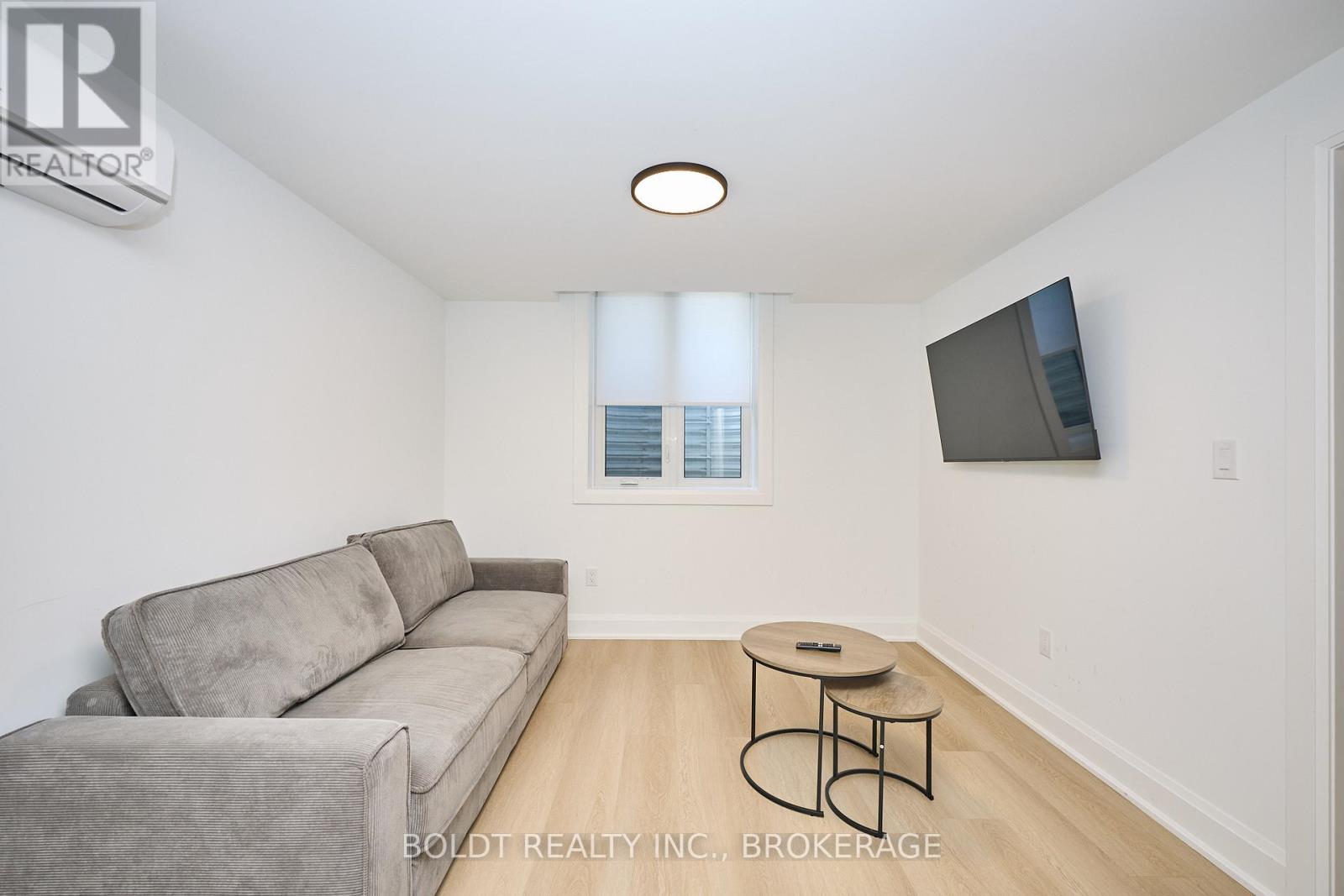554 Mississauga Avenue, Fort Erie, Ontario  L2A 0G8 - Photo 30 - X12435088