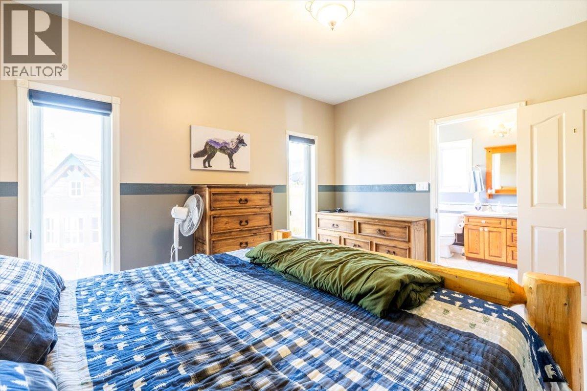 1213 Valley View Drive, Sparwood, British Columbia  V0B 2G2 - Photo 25 - 10359799