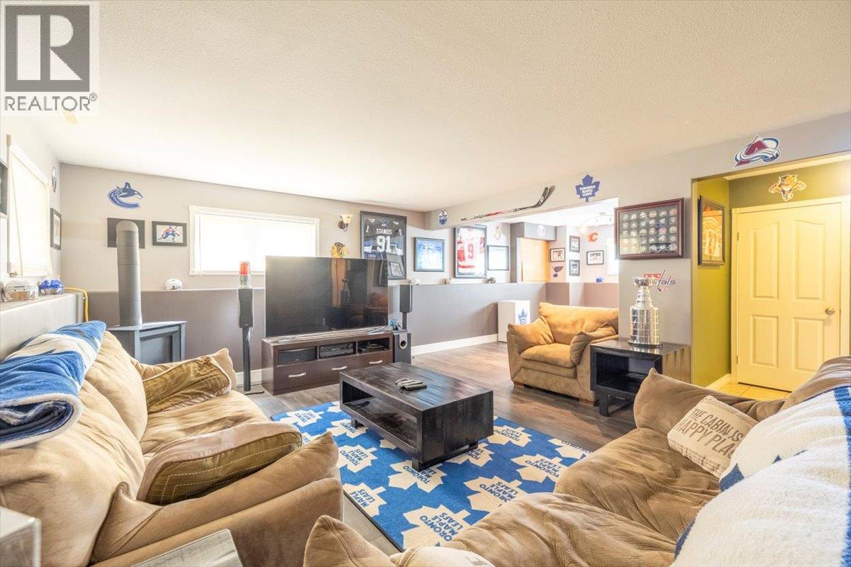 1213 Valley View Drive, Sparwood, British Columbia  V0B 2G2 - Photo 28 - 10359799