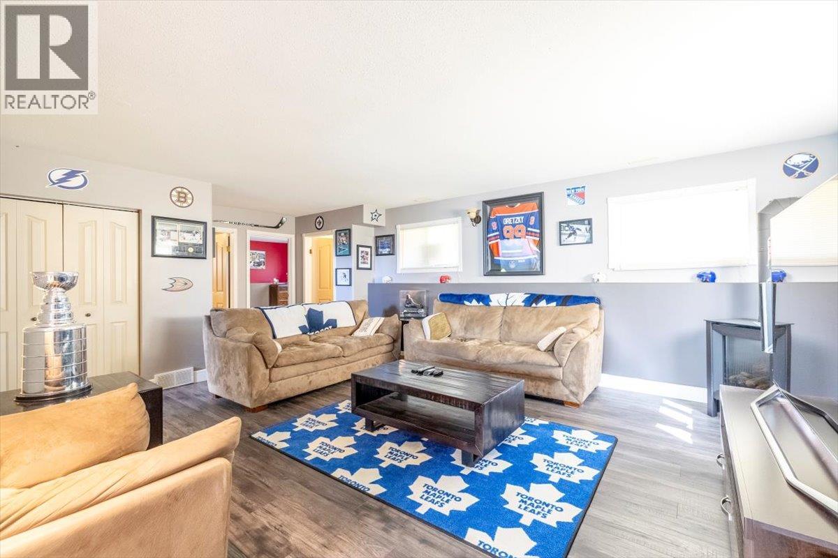 1213 Valley View Drive, Sparwood, British Columbia  V0B 2G2 - Photo 31 - 10359799