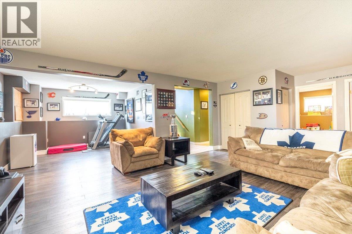 1213 Valley View Drive, Sparwood, British Columbia  V0B 2G2 - Photo 32 - 10359799