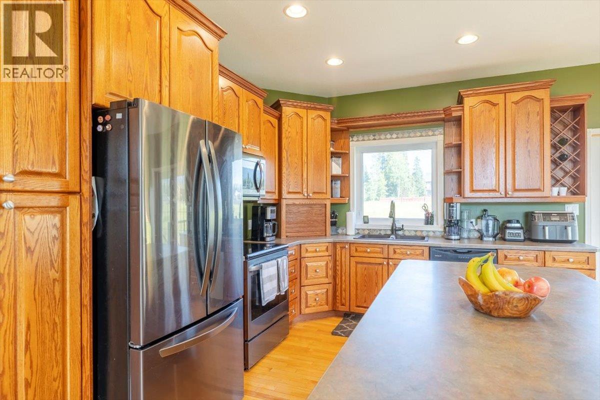 1213 Valley View Drive, Sparwood, British Columbia  V0B 2G2 - Photo 16 - 10359799