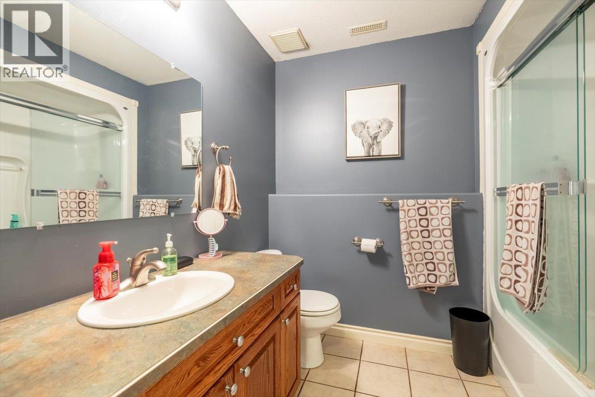 1213 Valley View Drive, Sparwood, British Columbia  V0B 2G2 - Photo 22 - 10359799