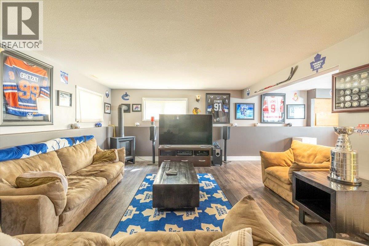 1213 Valley View Drive, Sparwood, British Columbia  V0B 2G2 - Photo 29 - 10359799