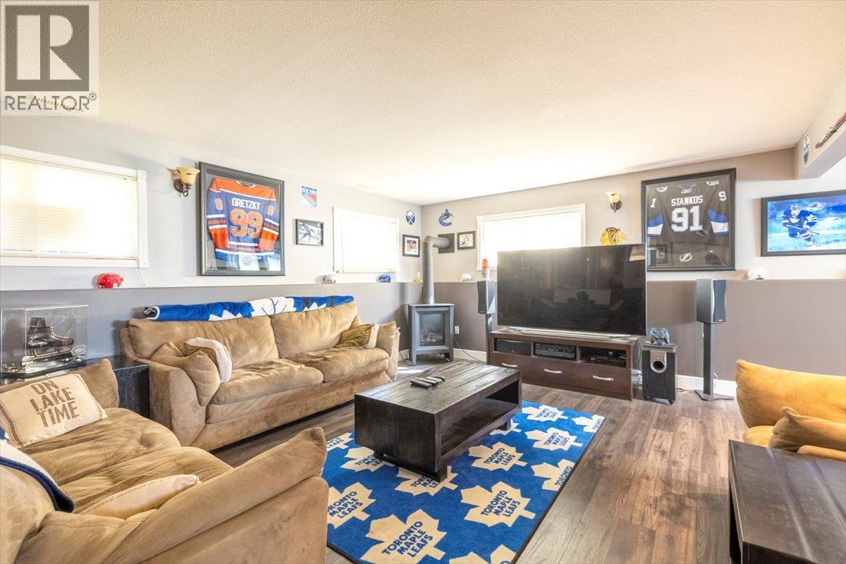 1213 Valley View Drive, Sparwood, British Columbia  V0B 2G2 - Photo 33 - 10359799