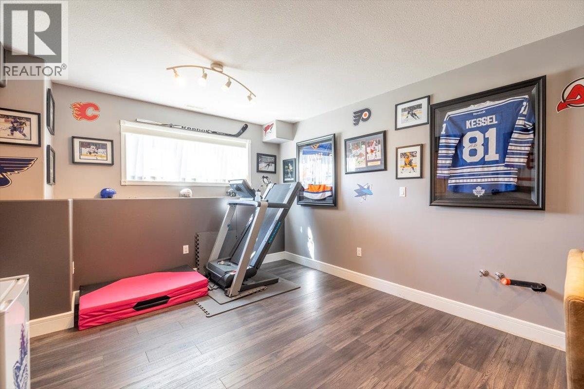 1213 Valley View Drive, Sparwood, British Columbia  V0B 2G2 - Photo 34 - 10359799