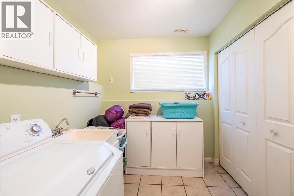 1213 Valley View Drive, Sparwood, British Columbia  V0B 2G2 - Photo 44 - 10359799