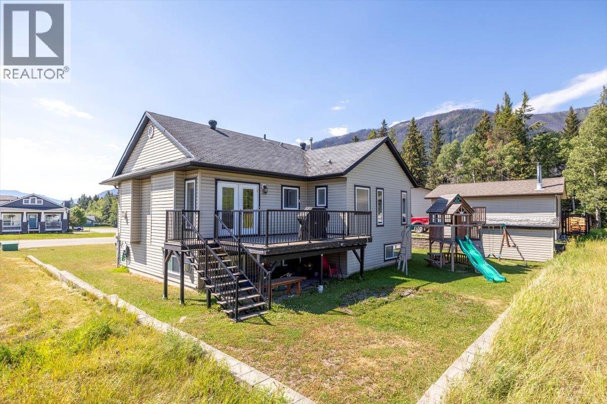 1213 Valley View Drive, Sparwood, British Columbia  V0B 2G2 - Photo 48 - 10359799