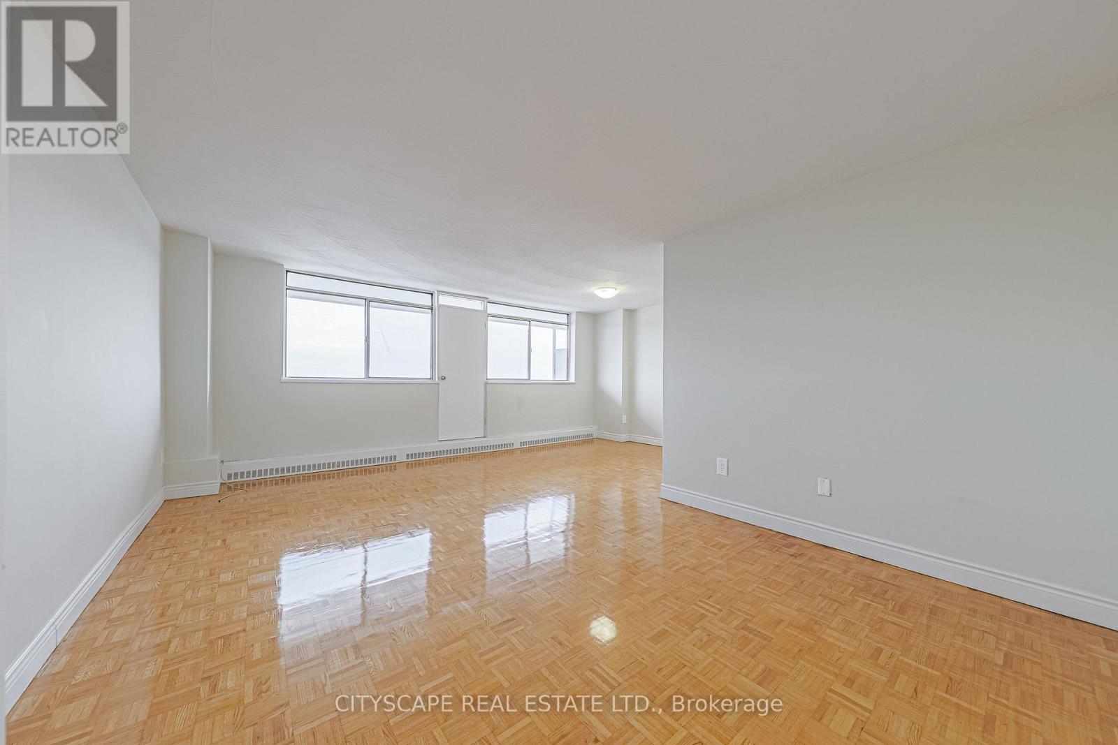 303 - 100 Rowena Drive, Toronto, Ontario  M3A 1P9 - Photo 5 - C12434952