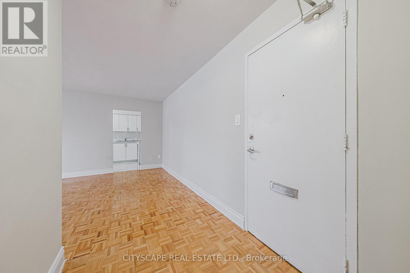 609 - 100 Rowena Drive, Toronto, Ontario  M3A 1P9 - Photo 6 - C12434957