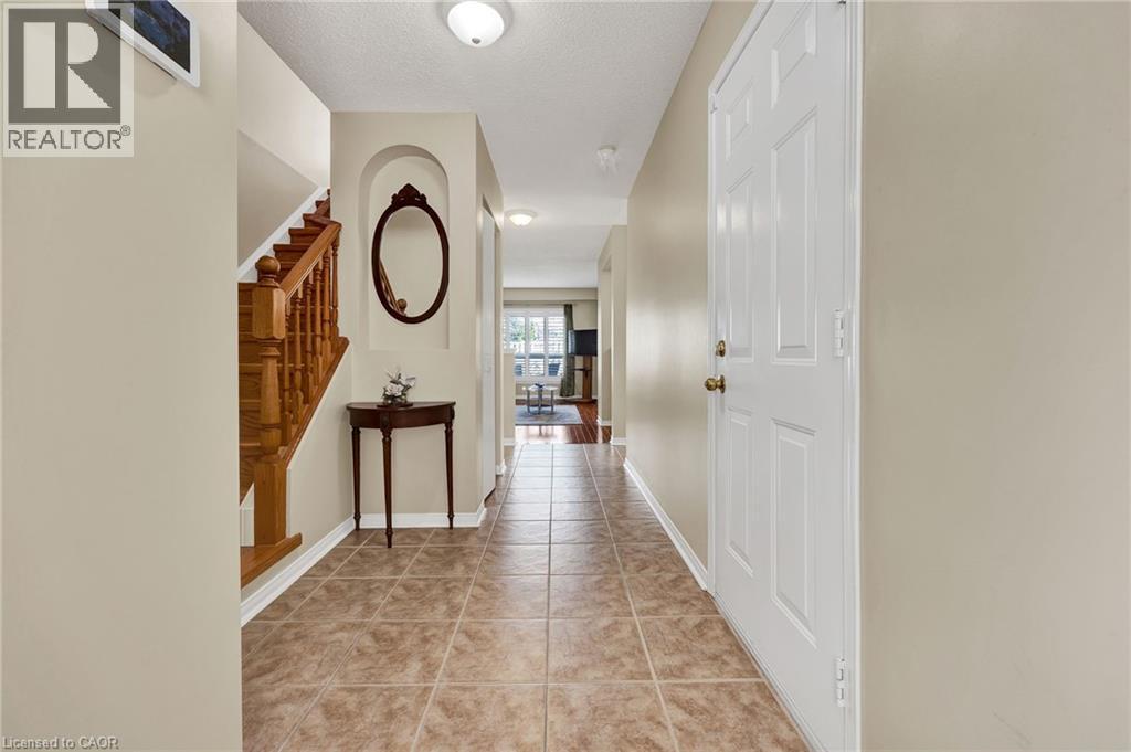 609 Trico Drive, Cambridge, Ontario  N3H 5P2 - Photo 3 - 40772410