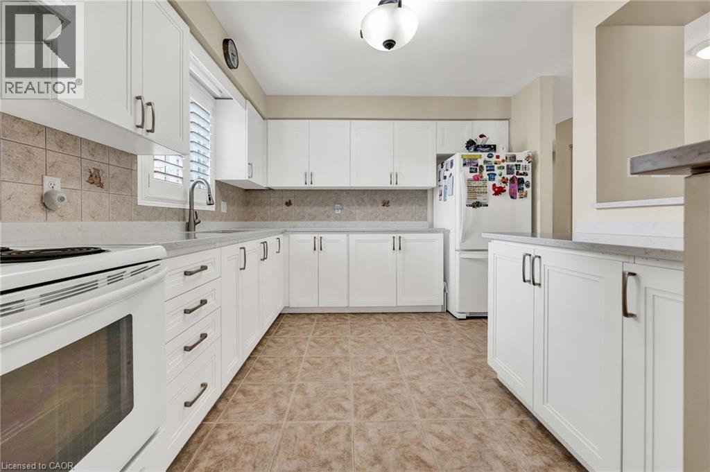 609 Trico Drive, Cambridge, Ontario  N3H 5P2 - Photo 7 - 40772410