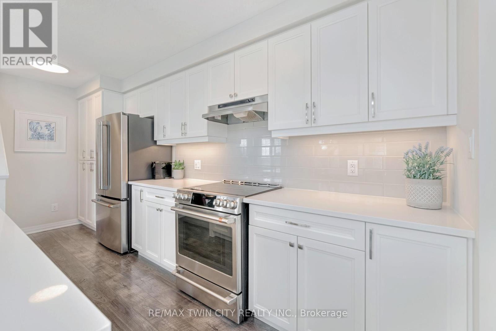 41 Sportsman Hill Street, Kitchener, Ontario  N2P 0J4 - Photo 17 - X12435012