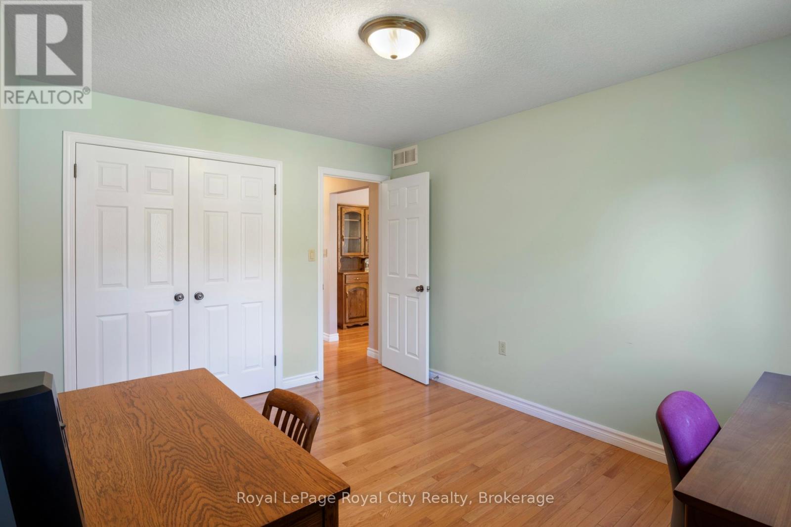 72 Stanley Crescent, Centre Wellington, Ontario  N0B 1S0 - Photo 30 - X12435114
