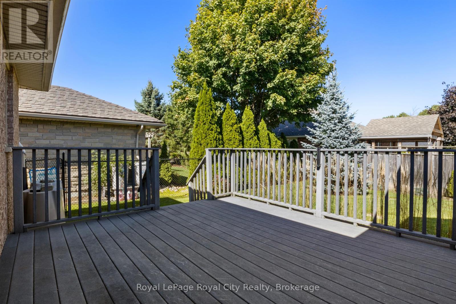 72 Stanley Crescent, Centre Wellington, Ontario  N0B 1S0 - Photo 38 - X12435114