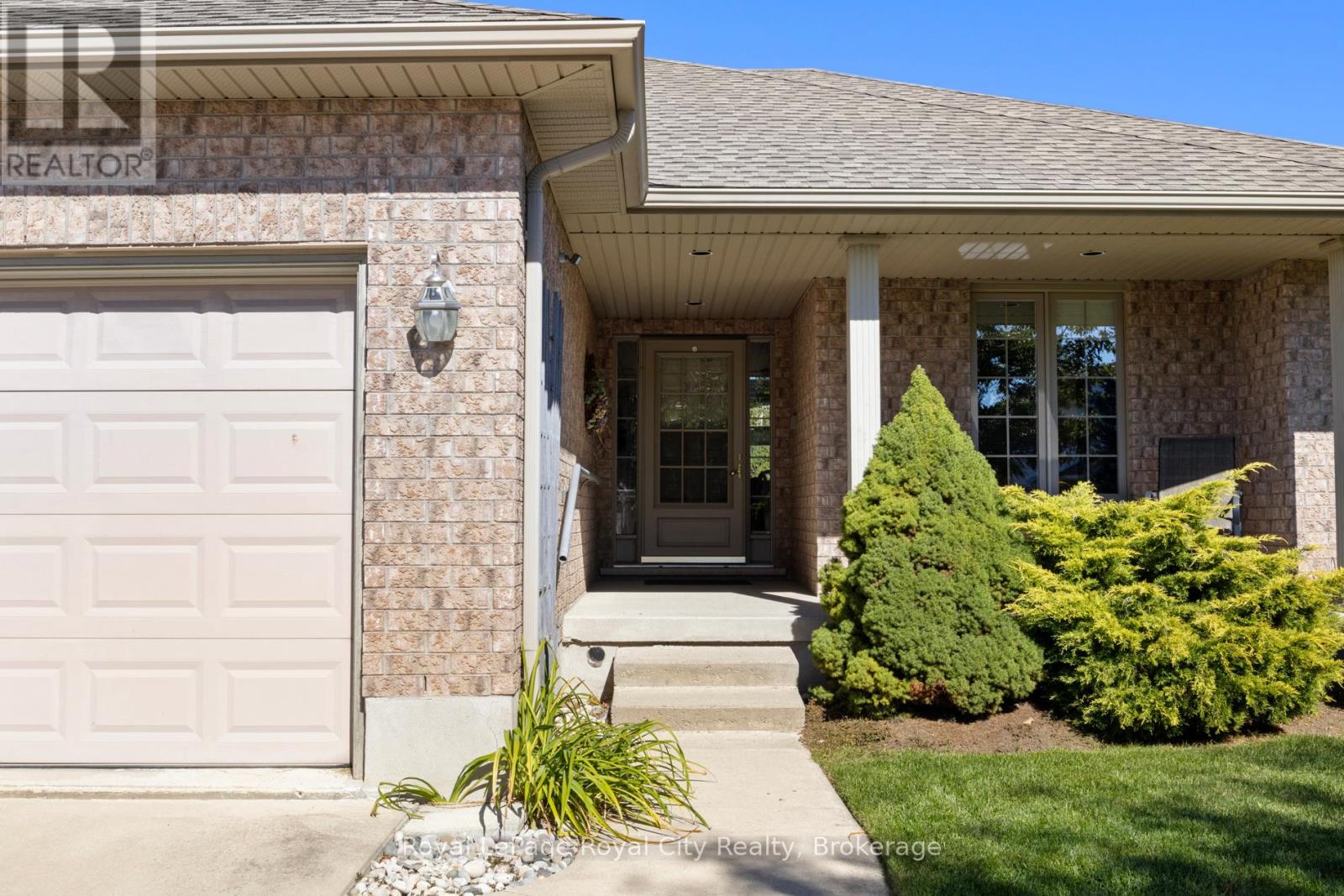 72 Stanley Crescent, Centre Wellington, Ontario  N0B 1S0 - Photo 7 - X12435114