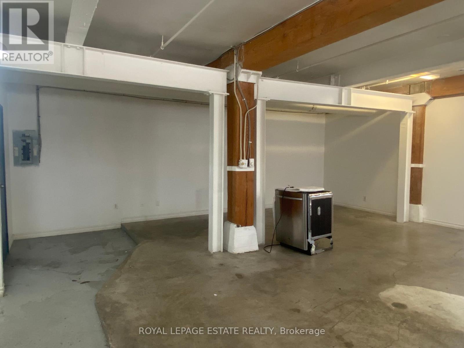 3 - 535 Queen Street E, Toronto, Ontario  M5A 1V1 - Photo 3 - C12411662