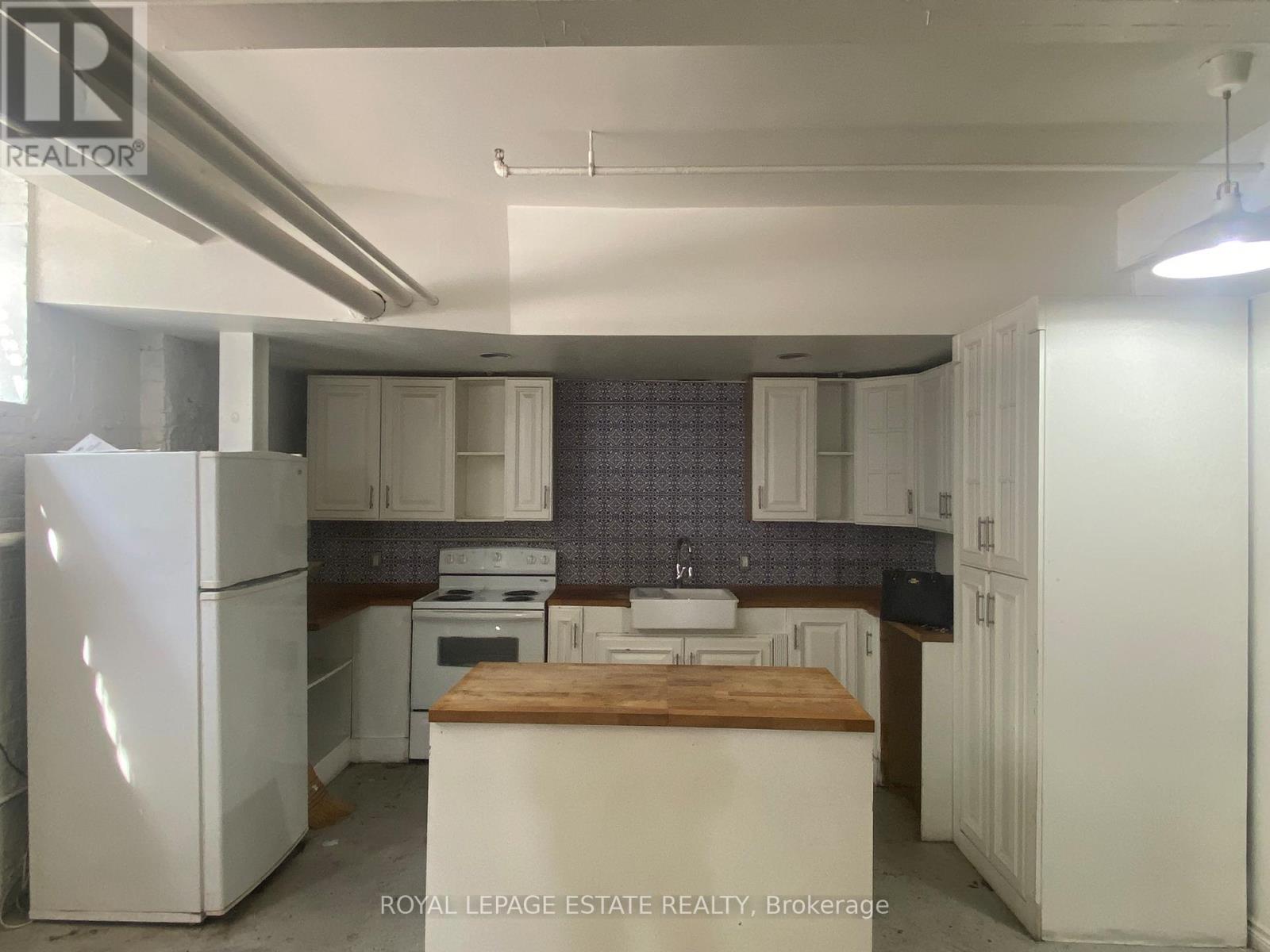 3 - 535 Queen Street E, Toronto, Ontario  M5A 1V1 - Photo 4 - C12411662
