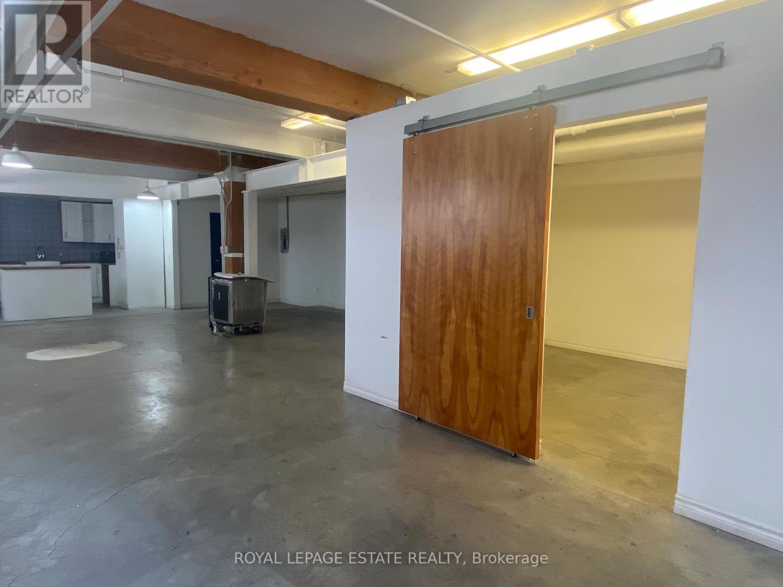 3 - 535 Queen Street E, Toronto, Ontario  M5A 1V1 - Photo 5 - C12411662