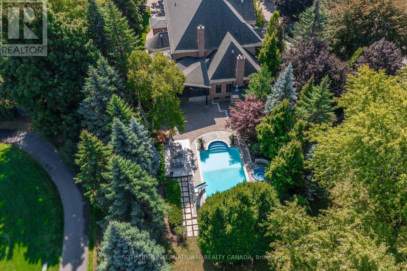 85 Cowan Drive, Vaughan (East Woodbridge), Ontario  L4L 7H4 - Photo 37 - N12433562