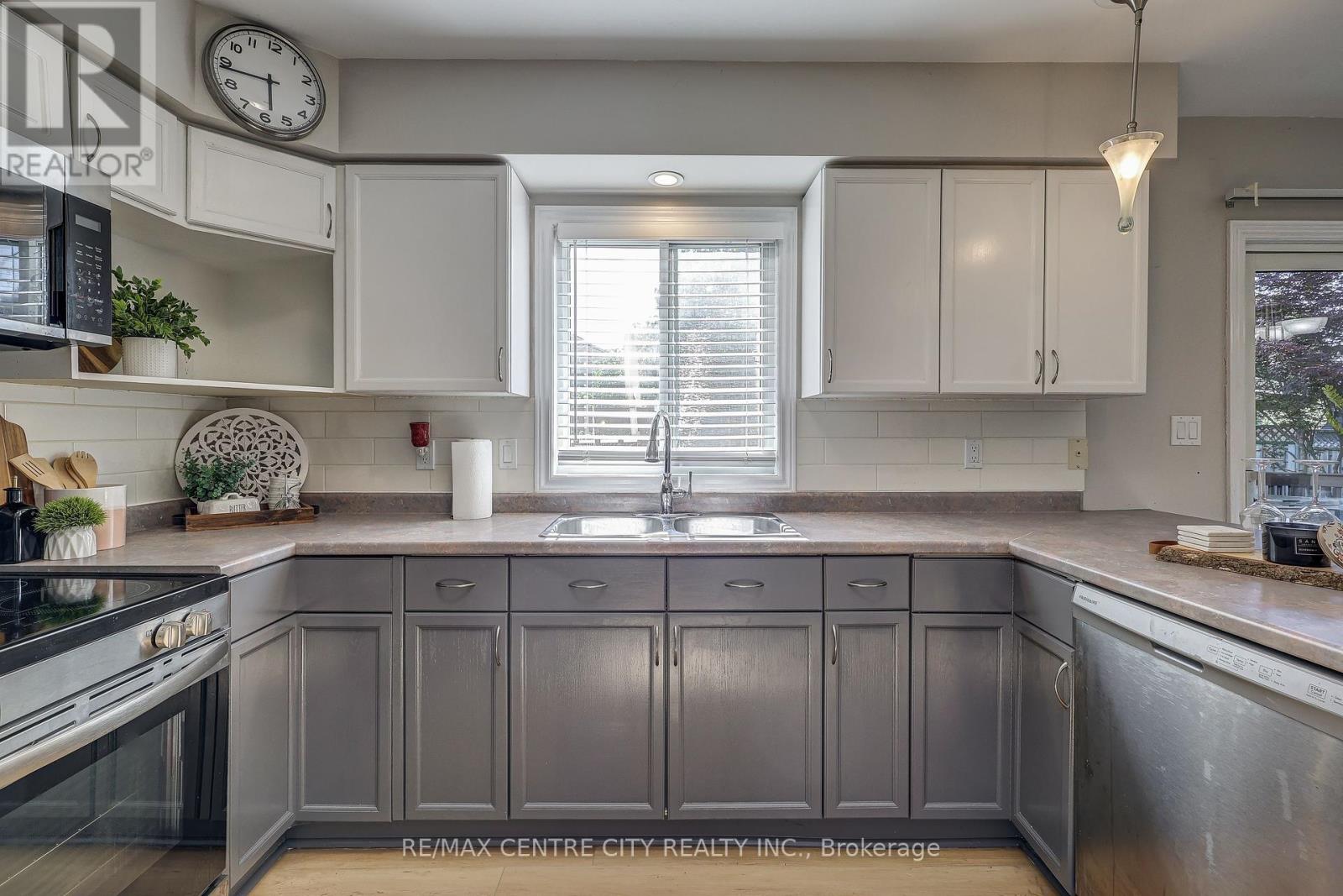 19 Lyford Court, St. Thomas, Ontario  N5R 6C6 - Photo 24 - X12434722