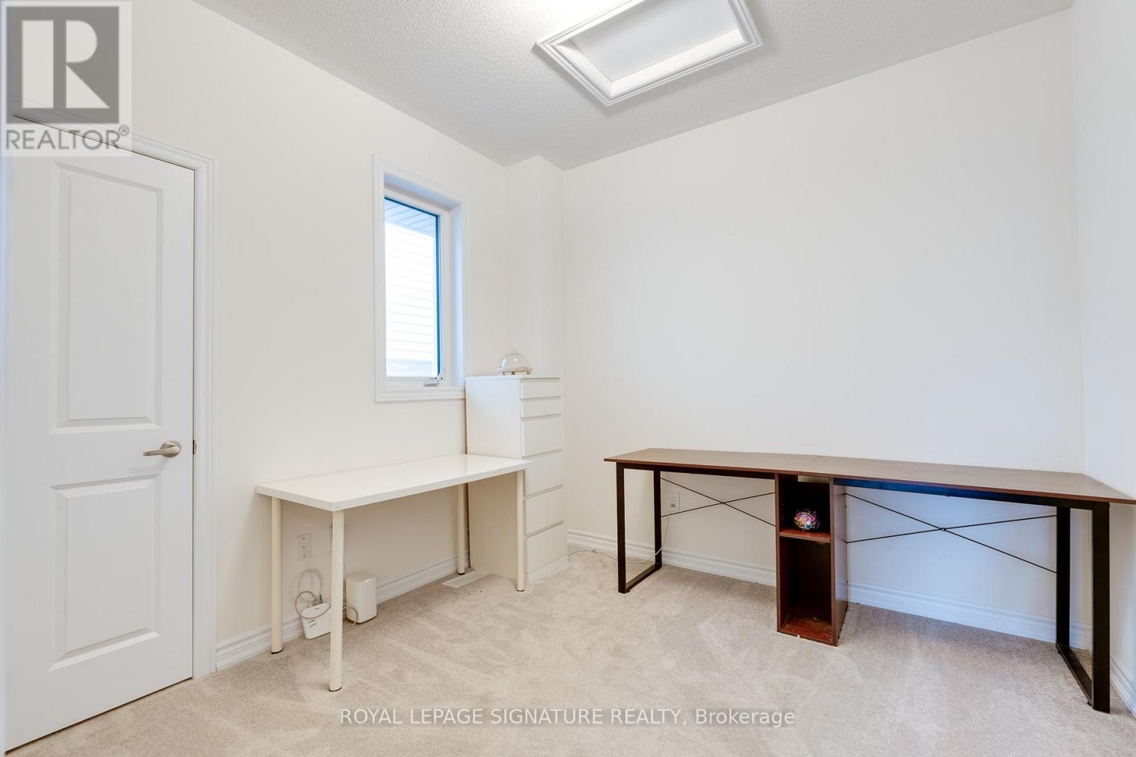 62 Bannister Road, Barrie, Ontario  L9J 0L7 - Photo 14 - S12435010